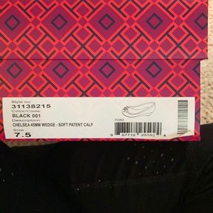 Patent Tory Wedge heels